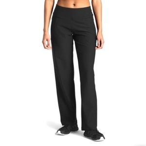 Women’s Black Everyday pants by The North Face.